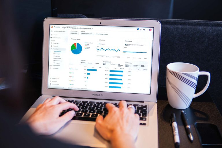Supply chain business analyst